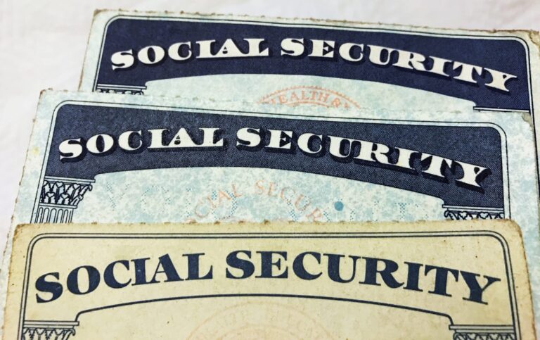 Read more about the article Do You Automatically Get Medicare With Social Security?